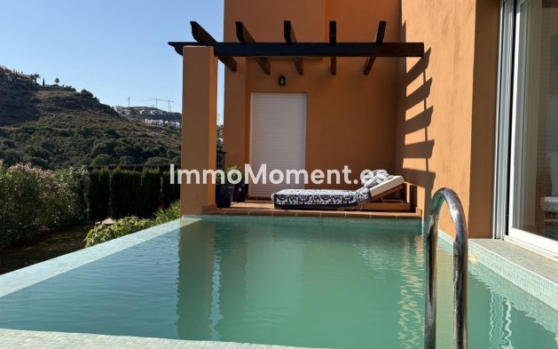 Resale - Townhouse - Estepona - Atalaya