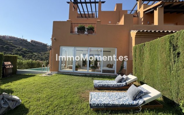 Resale - Townhouse - Estepona - Atalaya