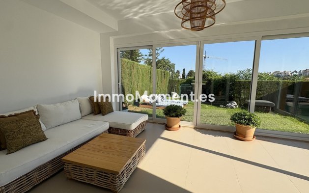 Resale - Townhouse - Estepona - Atalaya