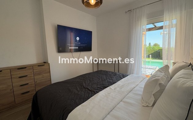 Resale - Townhouse - Estepona - Atalaya