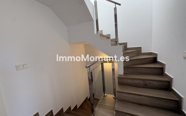Resale - Townhouse - Estepona - Atalaya