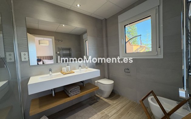 Resale - Townhouse - Estepona - Atalaya