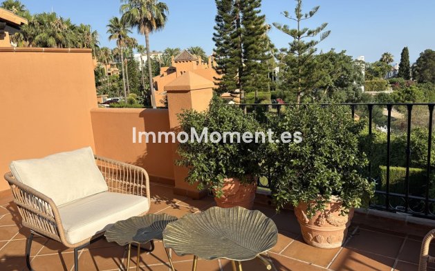 Resale - Townhouse - Estepona - Atalaya