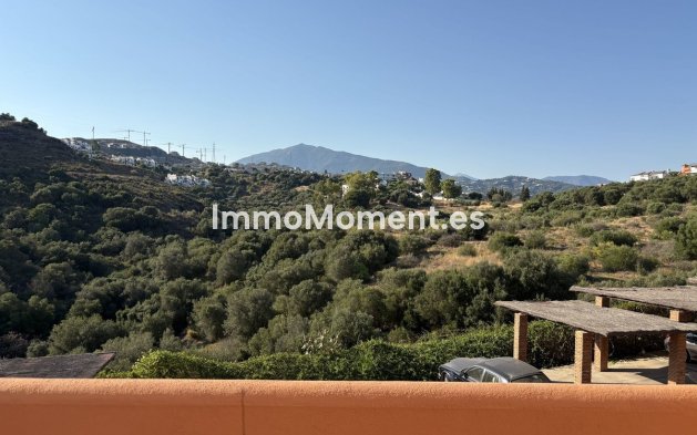 Resale - Townhouse - Estepona - Atalaya