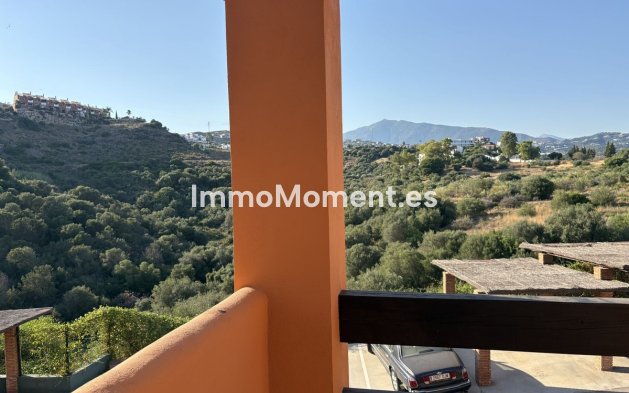 Resale - Townhouse - Estepona - Atalaya