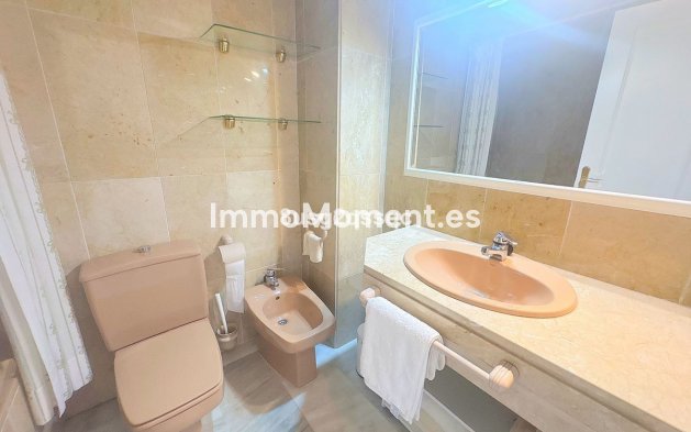 Resale - Apartment - Estepona - Costalita