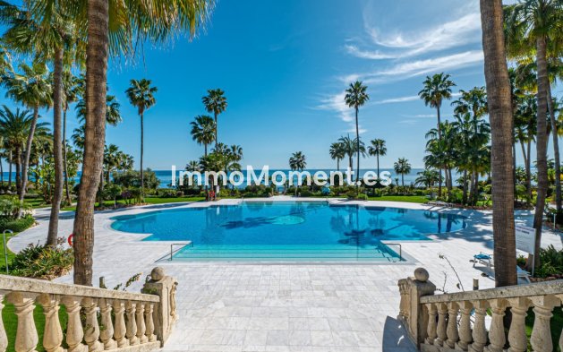 Resale - Apartment - Estepona - Estepona Centro