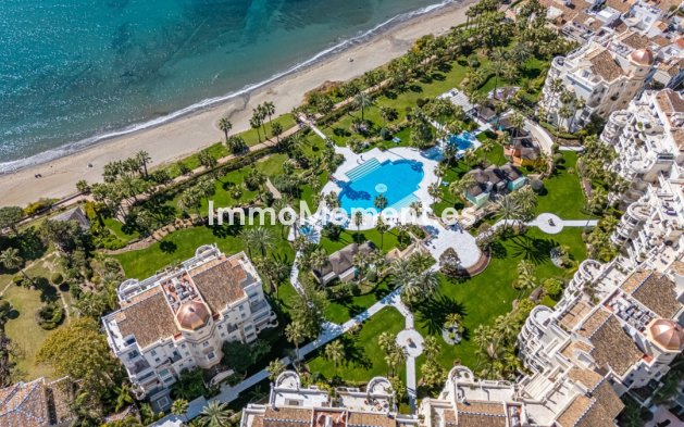 Resale - Apartment - Estepona - Estepona Centro