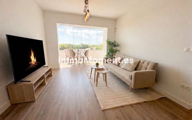 Resale - Apartment - Mijas - Calahonda