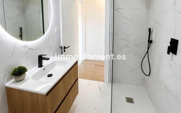 Resale - Apartment - Mijas - Calahonda