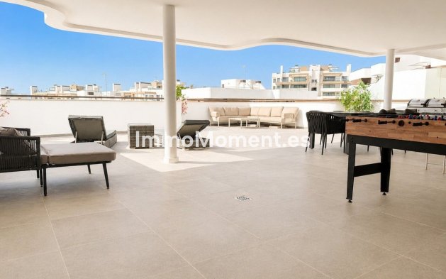 Resale - Apartment - Estepona - Estepona Centro
