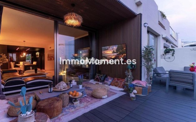 Revente - Appartement - Estepona  - Estepona Centro