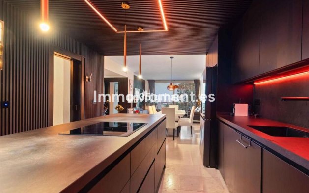 Revente - Appartement - Estepona  - Estepona Centro