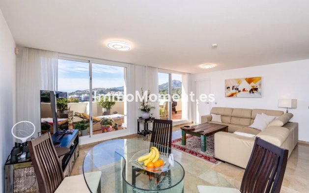 Resale - Apartment - Benahavís - Benahavís Centro