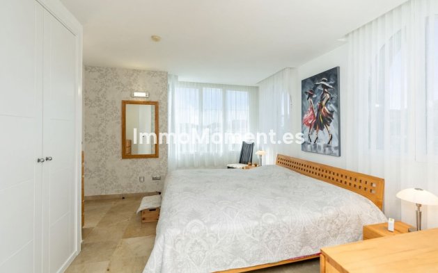 Resale - Apartment - Benahavís - Benahavís Centro