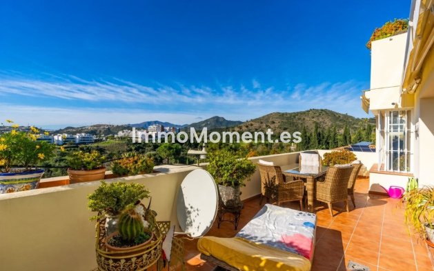 Resale - Apartment - Benahavís - Benahavís Centro