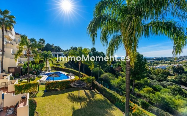 Resale - Apartment - Benahavís - Benahavís Centro