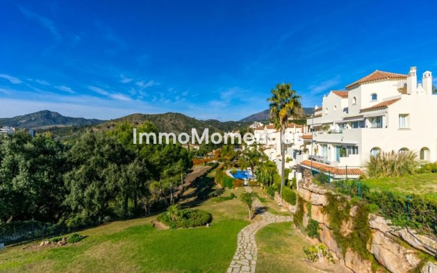 Resale - Apartment - Benahavís - Benahavís Centro