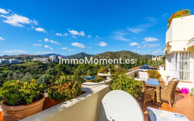 Resale - Apartment - Benahavís - Benahavís Centro