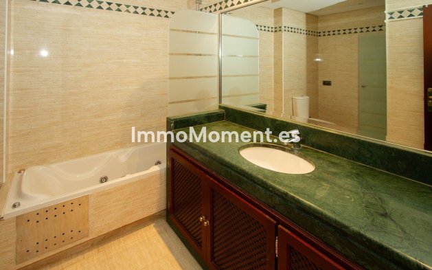 Revente - Appartement - Marbella - La Mairena