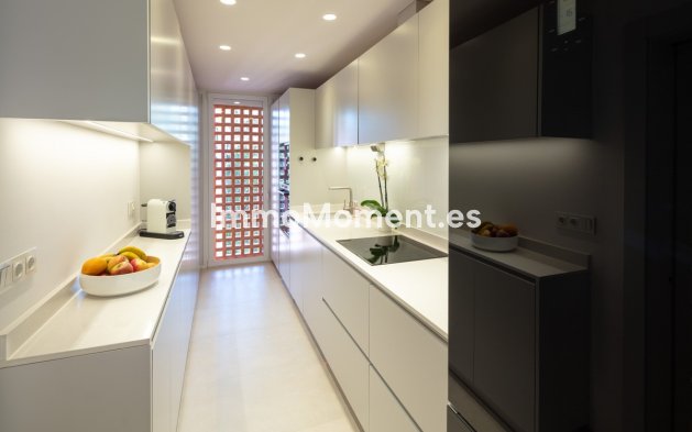 Resale - Apartment - Marbella - Marbella Centro