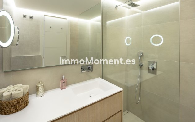 Resale - Apartment - Marbella - Marbella Centro