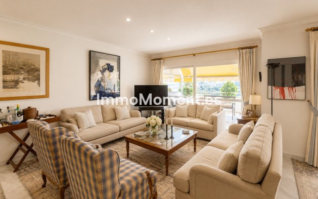 Resale - Apartment - Marbella - Guadalmina Baja