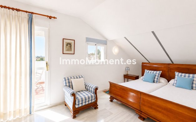 Resale - Apartment - Marbella - Guadalmina Baja