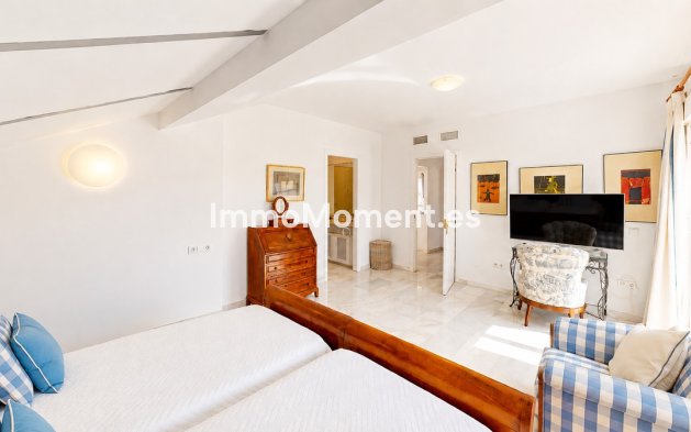Resale - Apartment - Marbella - Guadalmina Baja