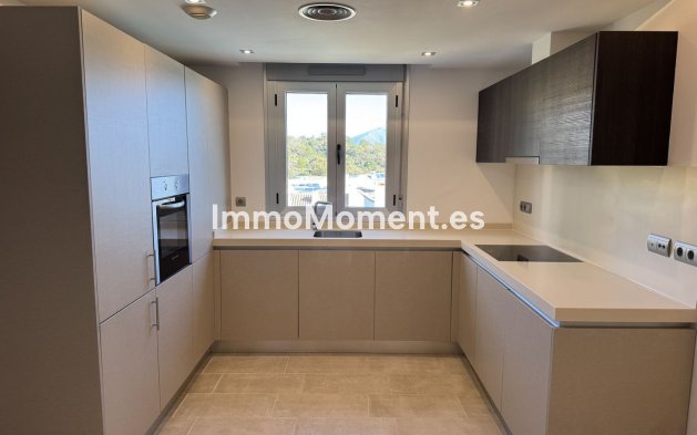Wiederverkauf - Wohnung - Marbella - La Mairena