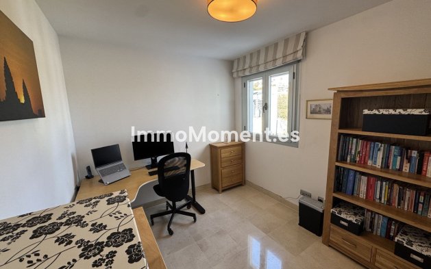 Wiederverkauf - Wohnung - Marbella - La Mairena