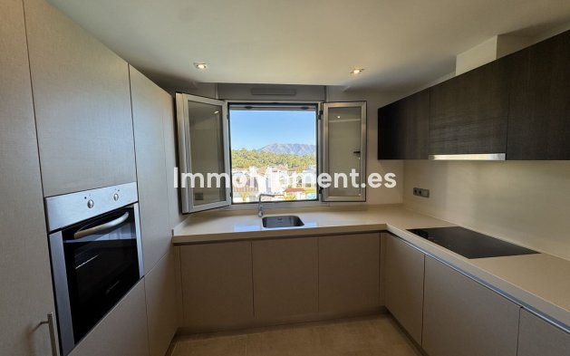 Wiederverkauf - Wohnung - Marbella - La Mairena