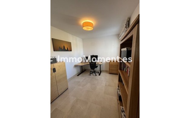 Wiederverkauf - Wohnung - Marbella - La Mairena