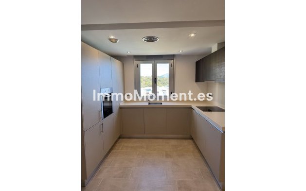Wiederverkauf - Wohnung - Marbella - La Mairena
