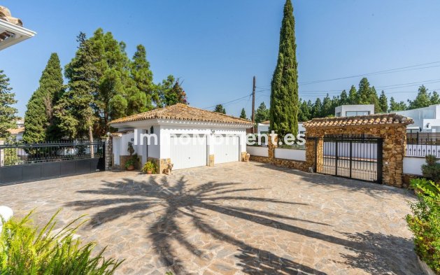 Resale - Detached villa - Mijas - El Chaparral