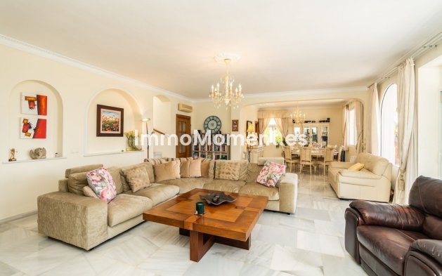 Resale - Detached villa - Mijas - El Chaparral