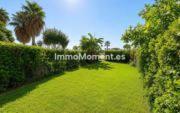 Resale - Townhouse - Estepona - Estepona Centro