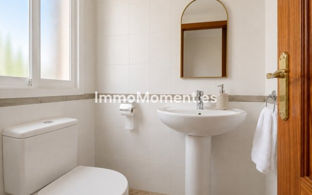 Resale - Townhouse - Estepona - Estepona Centro