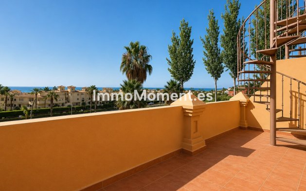 Resale - Townhouse - Estepona - Estepona Centro