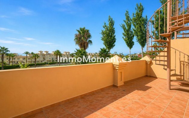 Resale - Townhouse - Estepona - Estepona Centro