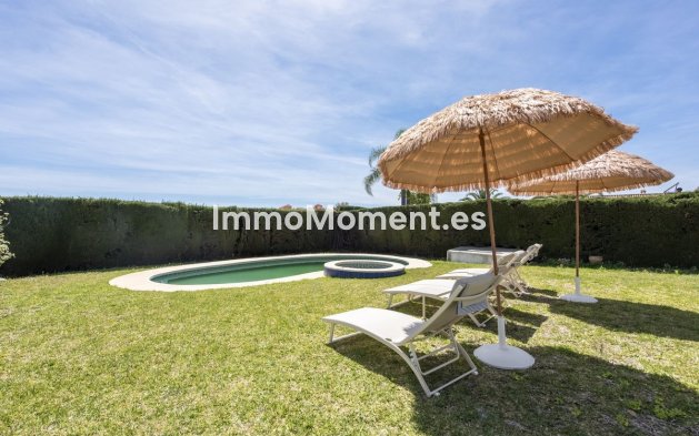Revente - Villa individuelle - Estepona  - Atalaya