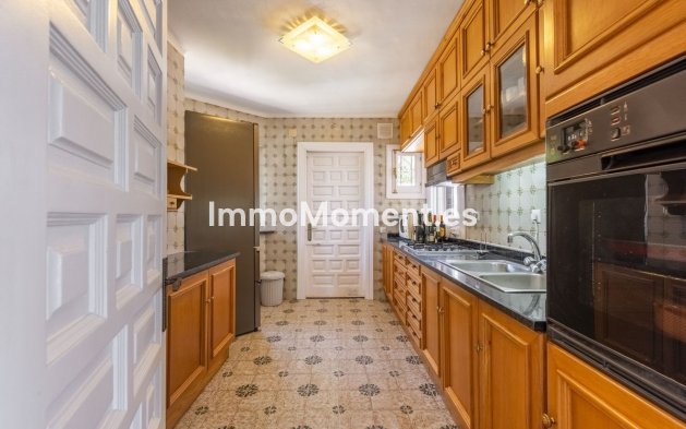 Revente - Villa individuelle - Estepona  - Atalaya