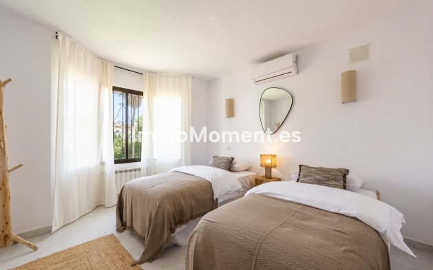 Revente - Villa individuelle - Estepona  - Atalaya