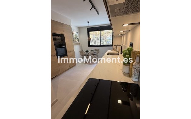 Wiederverkauf - Wohnung - Marbella - Nueva Andalucía
