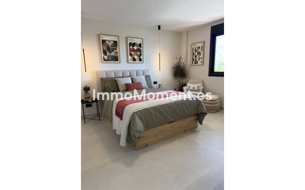 Wiederverkauf - Wohnung - Marbella - Nueva Andalucía