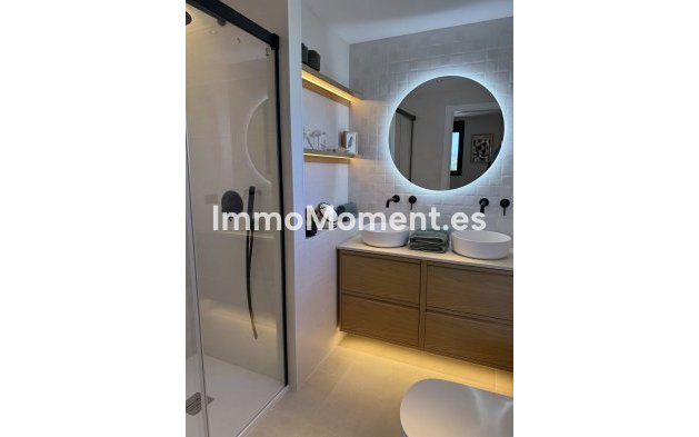 Wiederverkauf - Wohnung - Marbella - Nueva Andalucía