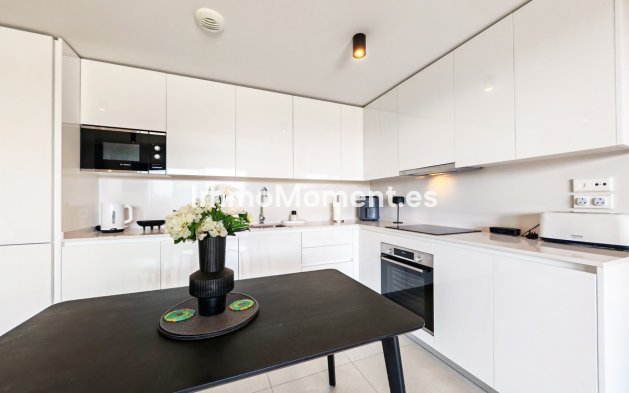 Resale - Apartment - Mijas - La Cala de Mijas