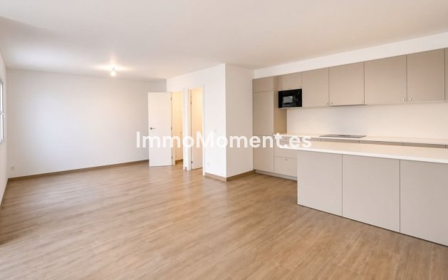 Resale - Townhouse - Estepona - Atalaya