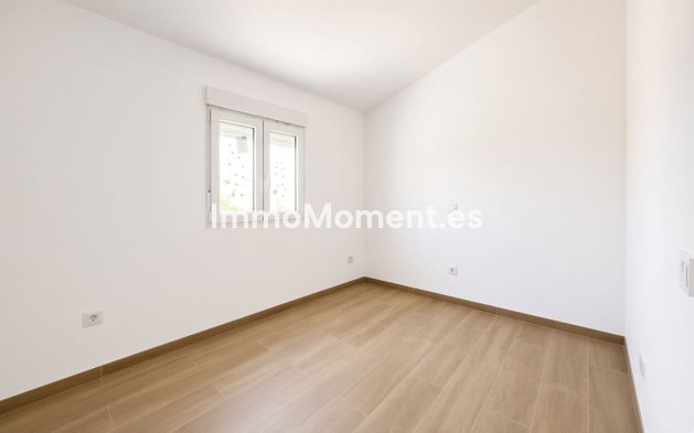 Resale - Townhouse - Estepona - Atalaya