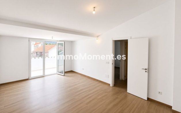 Resale - Townhouse - Estepona - Atalaya